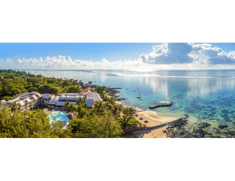 Hotel Le Peninsula Bay Beach Resort & Spa